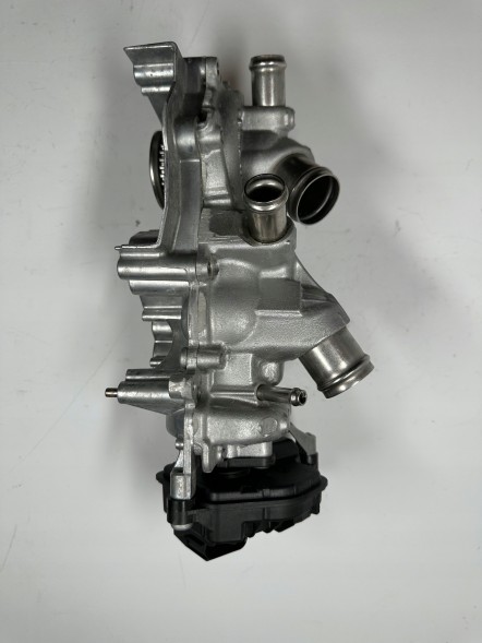 Volkswagen OE 04E907593 Volkswagen oe 04е907593 водяний насос новий