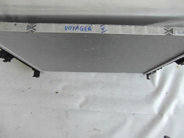 Chrysler OE 49210681 CHRYSLER VOYAGER V 08- РАДІАТОР ВОДИ
