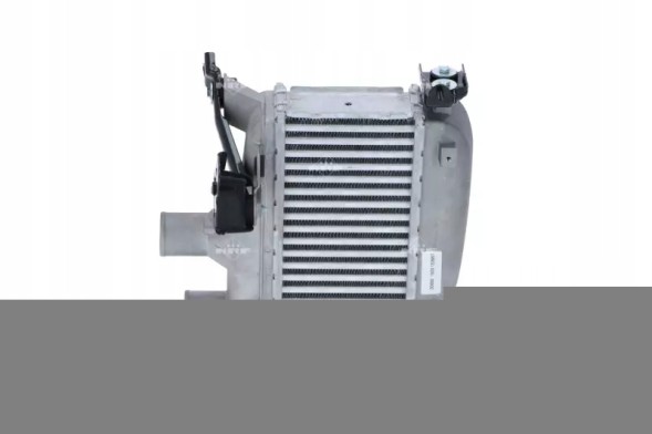 NRF 30999 30999/ Nrf інтеркулер toyota corolla e12 1.4 d-4d