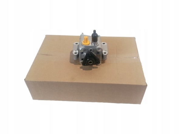 Polcar 32416756611 BMW 3 серії E46 316i 318i POWER PUMP