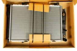 Thermotec D7M062TT Радіатор mercedes e-class (w210) 1995 - 200 рр