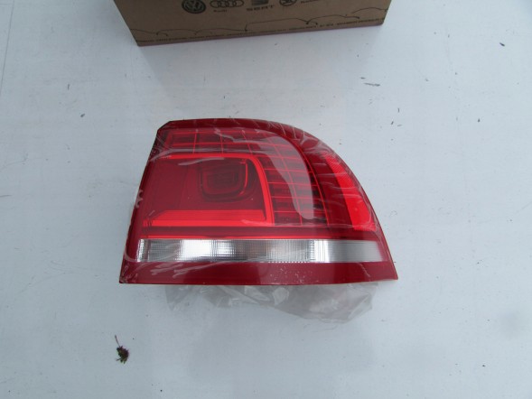 Volkswagen OE 7P6945208 / 7P6 945 208 СВІТЛОДІОДНИЙ ЛІХТАР ЗАДНІЙ ПРАВИЙ В КРИЛО VW TOUAREG II 2 7P 7P6945208