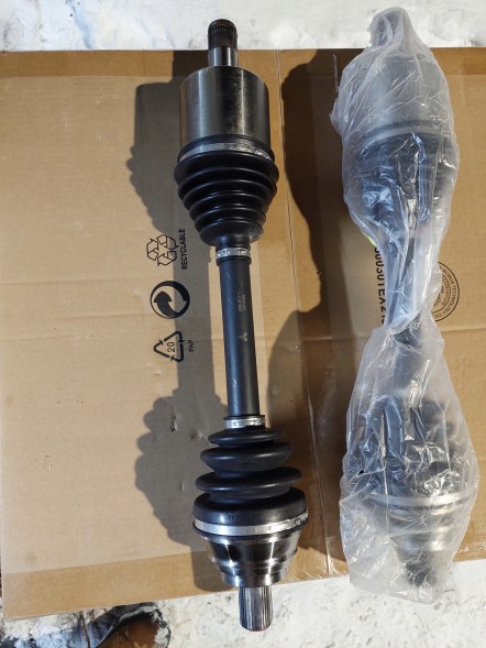 Китай 90-06394N Піввісь ЛІВА VW Tiguan 2018- 2.0 TSi США 5QN407271A