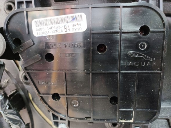 Jaguar OE 6W835423713-JAG JAGUAR XK X150 ОБШИВКА ДВЕРЕЙ ЛІВА ПЕРЕДНЯ ПЕРЕДНІ 6W83-5423713-A