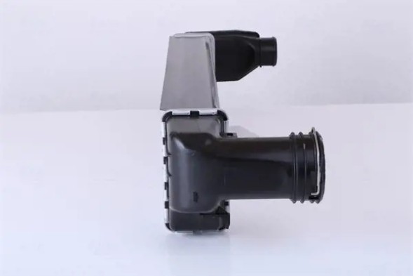 Nissens 96654 Інтеркулер 96654 nissens для bmw
