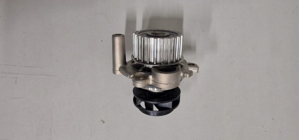 VAG-SYSTEM 06A121012GX Насос водяний VW, SKODA, SEAT 1.4 1.9 Turbo Diesel