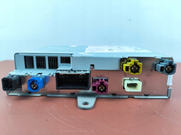 BMW OE Головний пристрій BMW OE Garmin Аудіонавігація IDC23 HIGH 8155 5B60AF1 65125B60AF1