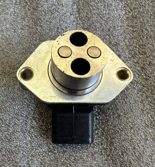 Mercedes-Benz OE A2649820300       A264 982 0300 Електромагнітний клапан mercedes а2649820300...