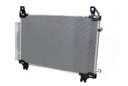 4 Seasons rad/54151454589 Комплект радіаторів + ВЕНТИЛЯТОР TOYOTA VERSO-S 11-17 1.3 164000Y060 884600D510