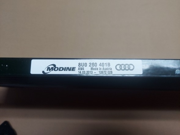 Audi OE 8U0 260 401C Audi q3 8u0 конденсатор охолодження кондиціонера ориг