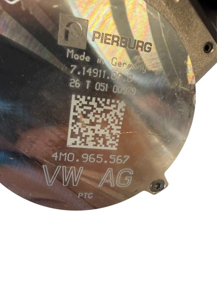 Audi OE 4M0965567 4M0 965 567 glp Насос охолоджуючої рідини Audi Q7 Q8 4M0965567, новий, з пошкодженим роз'ємом