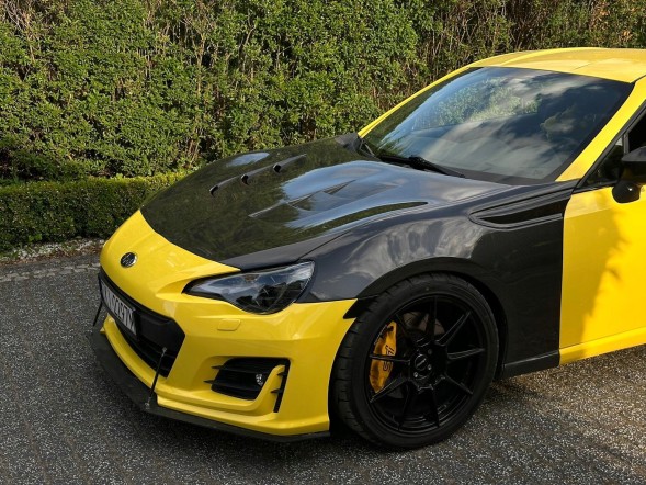 Manufaktura Carbonu GT86hood41Rstyle-1W-00-CF Карбонова маска Toyota GT86, Subaru BRZ, стиль Track, 100% вуглецеве волокно