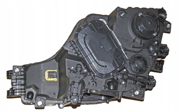 Китай 15138435 ПРАВА ФАРА MB ACTROS MP4