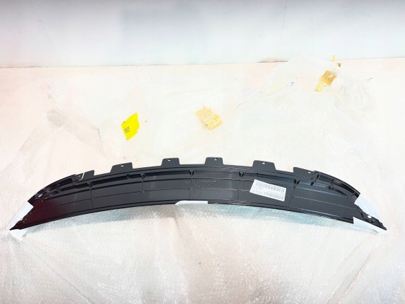Tesla 104842999C Спойлер кришки багажника задній TESLA X 1048429-99-C