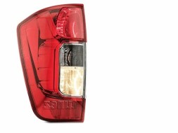 AD BRAKE B07FXP19DQ ЗАДНІЙ ЛІХТАР ПРАВИЙ NAVARA NP300 D23 2015 2019 КОМПЛЕКТ З ЛАМПОЧКАМИ для дому