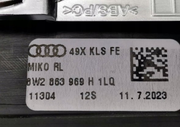Audi OE 8W2853189S, DWP456262OE Декоративна накладка консолі Audi A4 B9 8W2853189S RHD