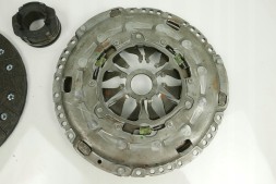 Sachs 3000 950 757 Зчислення sachs fabia iii rapid ibiza iv 1.4 tdi0