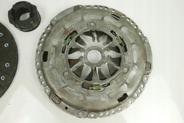 Sachs 3000 950 757 Зчислення sachs fabia iii rapid ibiza iv 1.4 tdi0