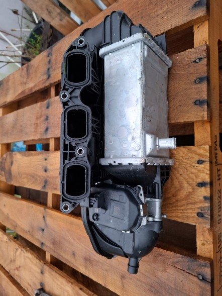Skoda OE 05C145785C 05C129709B 05C129711B 05C 129 711 B SKODA VOLKSWAGEN 1.0 TFSI KOLEKTOR SSACY INTELCOOLER NOWY NIEMONTOWANY X222222222222233333 SKODA VOLKSWAGEN 1.0 TFSI КОЛЕКТОР ВСМОКТУВАННЯ INTELCOOLER НЕМОНТОВАНИЙ