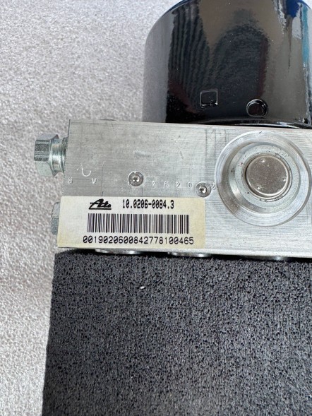 BMW OE Насос ABS BMW 1 3 E81 E87 E90 E91 10020600843 24.9145-0003.2