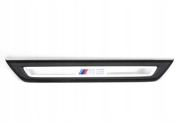 BMW OE 51478061069 Світлодіодне підсвічування порогів BMW M5 F90