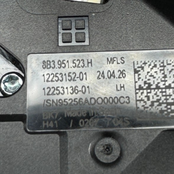 Audi OE 8B3.951.523.H Кнопки мультифункції для Audi RS5 S5 A5 B10 8B3 НОВІ 8B3951523H