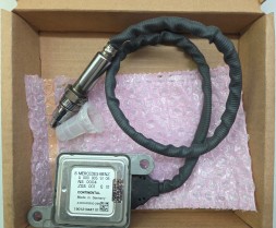 Mercedes-Benz OE SENSOR CZUJNIK NOX A0009055106 MERCEDES Сенсор датчик nox a0009055106 mercedes гарантія - підбираємо під vin