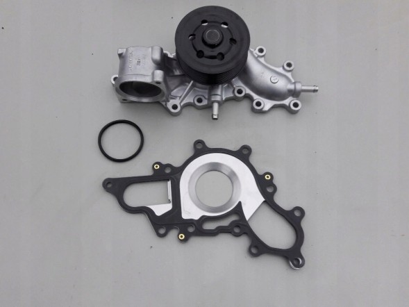 Toyota OE 16100-59365 Водяна помпа Land Cruiser 200 V8 Lexus Lx450 Lx570
