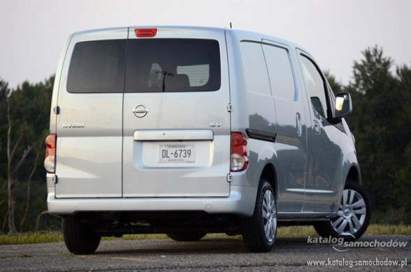 EB 125748554 Камера заднього виду Nissan NV 200 ціла 7 дюймів
