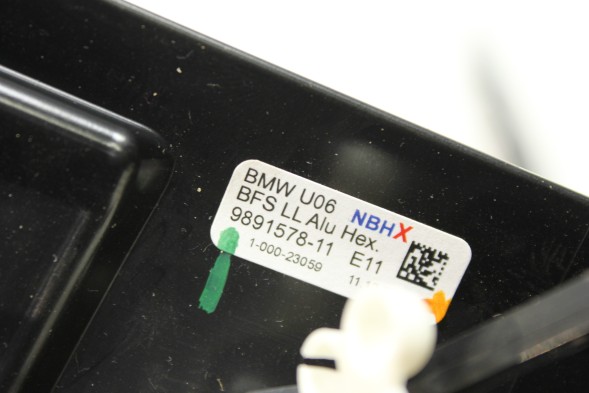 BMW OE 9891585 9891578 ДЕКОРАТИВНІ Алюмінієві шестикутні дошки BMW U06 U11 X1