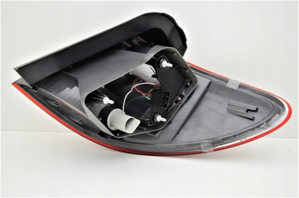 Китай WE8440-19A8L-WESL MERCEDES B KL W246 LIFT ВІД 14 - LED ЛАМПА ЛІВА НОВА