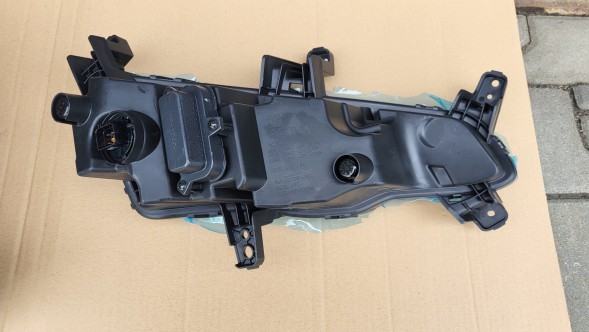 Hyundai OE LAMPA DRL KIERUNKOWSKAZ HYUNDAI I30 III Halogen лампа ліва drl денного водіння напрямокпокажчик hyundai i30 iii lift oe