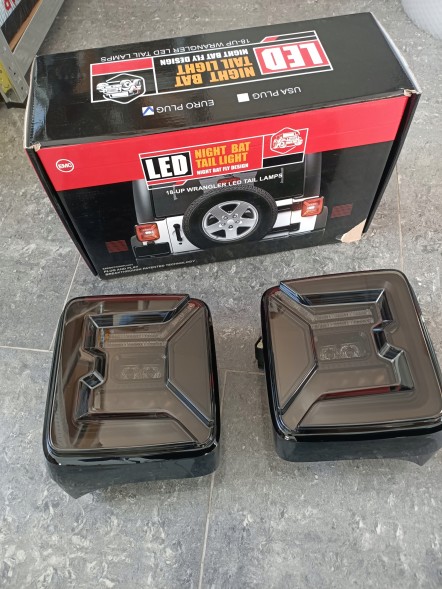 More LED-JL-JLU-NEW-C-Clear-eu LED ліхтарі задні Jeep Wrangler Rubicon JL JLU ТИП C Затемнені Європа
