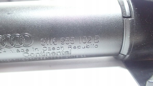 Audi OE 8W6955102B 8W6955101B НОВИЙ КОМПЛЕКТ ФАРБУВАЛЬНИХ ФОРСУНОК 8W6955102B 8W6955101