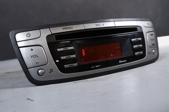 Toyota заводська комплектація TOYOTA AYGO I PEUGEOT 107 CITROEN C1 LIFT RADIO 86120-YV010 Cd-радіо usb bt toyota aygo peugeot 107 citroen c1 lift оригінал