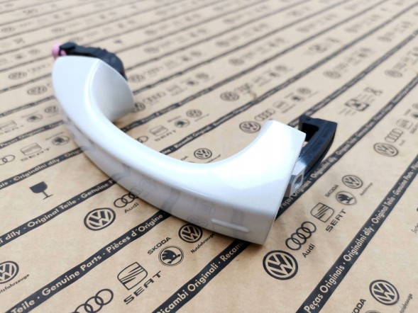 Volkswagen OE 3V0837205, DWP517267OE Ручка дверна передня ліва VW Arteon з keyless 3V0837205 L0K1