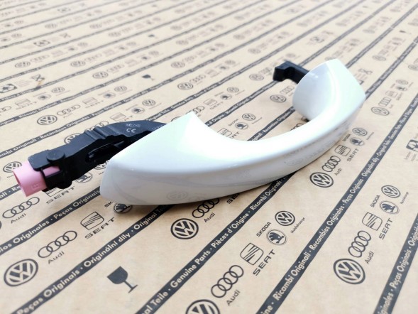 Volkswagen OE 3V0837205, DWP517267OE Ручка дверна передня ліва VW Arteon з keyless 3V0837205 L0K1