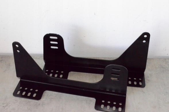 Sparco 0049616QRT J810 SPARCO УНІВЕРСАЛЬНЕ БІЧНЕ КРІПЛЕННЯ ЧОРНЕ АВТОМОБІЛЬНЕ