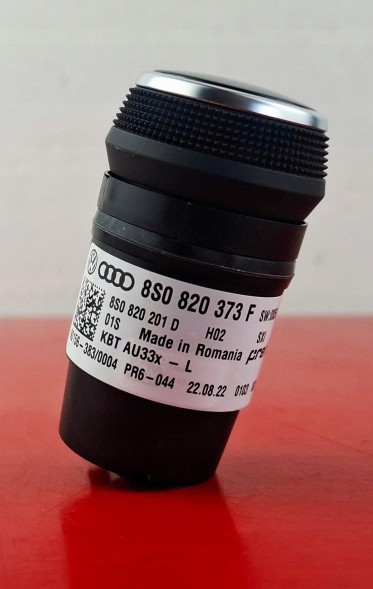Audi OE Audi TT 8S0 Кнопка управління кондиціонером 8S0820373F