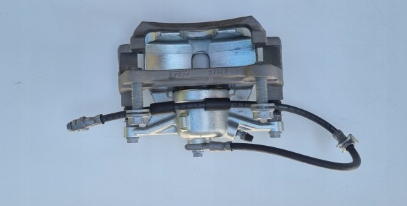 Volkswagen OE 3Q0105N Vw touran iii 5t, passat b8, затискач лівий передній 3q0105n