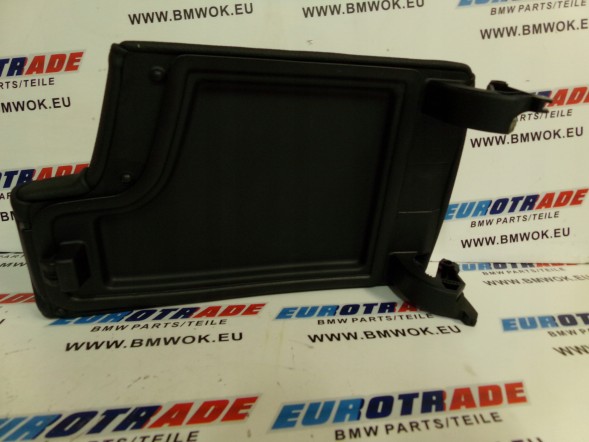 BMW OE BMW E90/E91/E92/E93/+LCI ЦЕНТРАЛЬНИЙ ПІДЛІКОТНИК, ЧОРНА ШКІРА 9133804