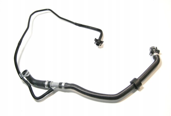 Ford OE 1829702 Ford oe 1829702 шланг розширювального бачка