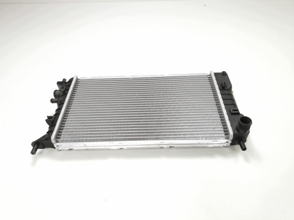 Ford OE РАДІАТОР ДВИГУНА FORD ESCORT V OE 92AB-8005-CC 6912232