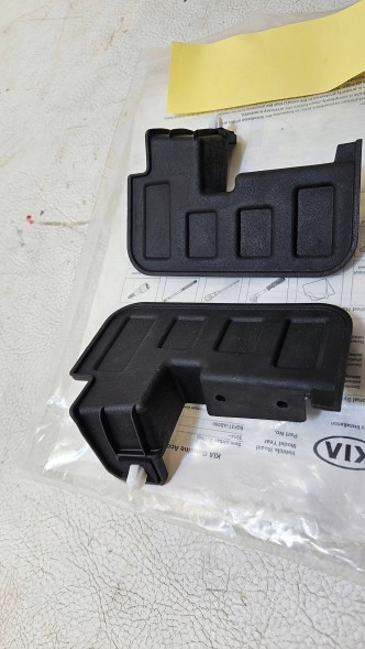 Kia OE B2F37AB000 PG КОЛЕСО ЗАДНЄ ЛІВЕ ПРАВЕ KIA SOUL II B2F37-AB000