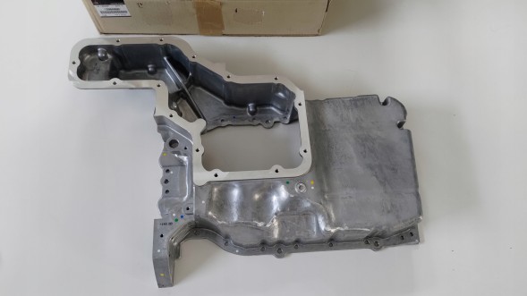 Mitsubishi OE WB/1200A868 1200A664 MITSUBISHI L 200 FULLBACK L200 МАСЛЯНА ЧАША ДЛЯ МАСЛА 2.4 4N15 АЛЮМІНІЙ