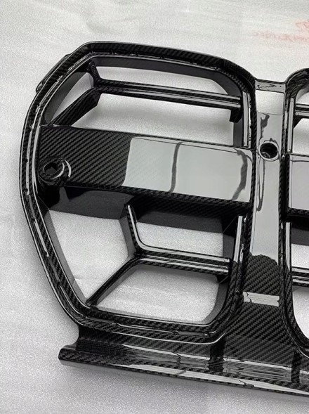 BM NERKI GRILL ATRAPA z wlotami powietrza do BMW M3 M4 G80 G81 G82 G83 CSL STYLE (BEZ ACC) carbon Решітки радіатора (ніздрі) GRILL ATRAPA + повітрозабірники BMW M3 M4 G80 G81 G82 G83 CSL STYLE карбон