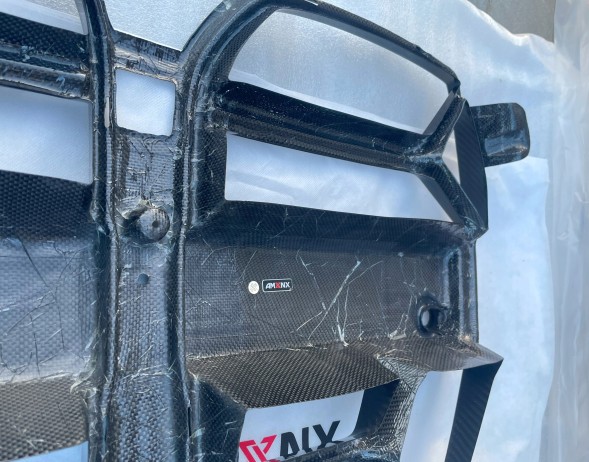 BM NERKI GRILL ATRAPA z wlotami powietrza do BMW M3 M4 G80 G81 G82 G83 CSL STYLE (BEZ ACC) carbon Решітки радіатора (ніздрі) GRILL ATRAPA + повітрозабірники BMW M3 M4 G80 G81 G82 G83 CSL STYLE карбон