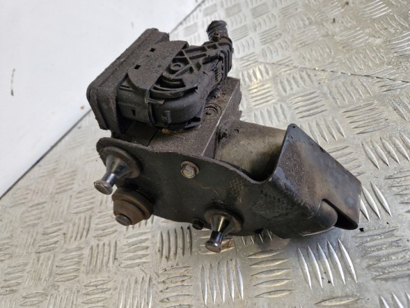 Jeep OE mark-68149708AA Блок ABS гальмівної системи 68149708AA Jeep Grand Cherokee WK2 3.0CRD