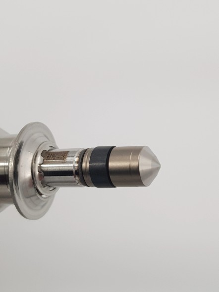 Mercedes-Benz OE НОВИЙ ОРИГІНАЛЬНИЙ ФОРСУНКА ПАЛИВНА РЕЙКА MERCEDES A2760701500 A2560705600