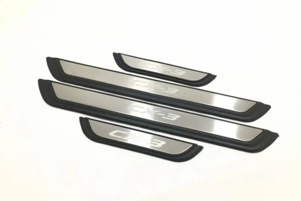 VIS 4038035774210z Накладки на пороги Захисні накладки на пороги Mazda CX3 CX 3 CX-3